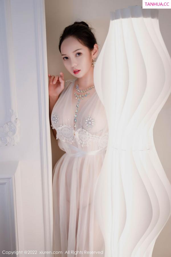 大美媚京  [XiuRen]高清写真图 2022.08.15 No.5434 大美妞儿第13张图片